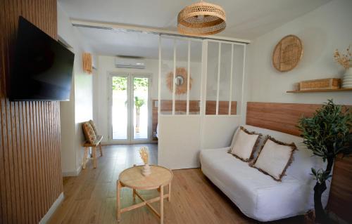 Beaux Arts-Boutonnet Apartment | La paillotte - Studio terrasse proche tram