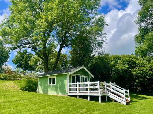 Saint-Germain-du-Crioult Bed & Breakfast | La Paix, Chalet de charme dans le Bocage Normand
