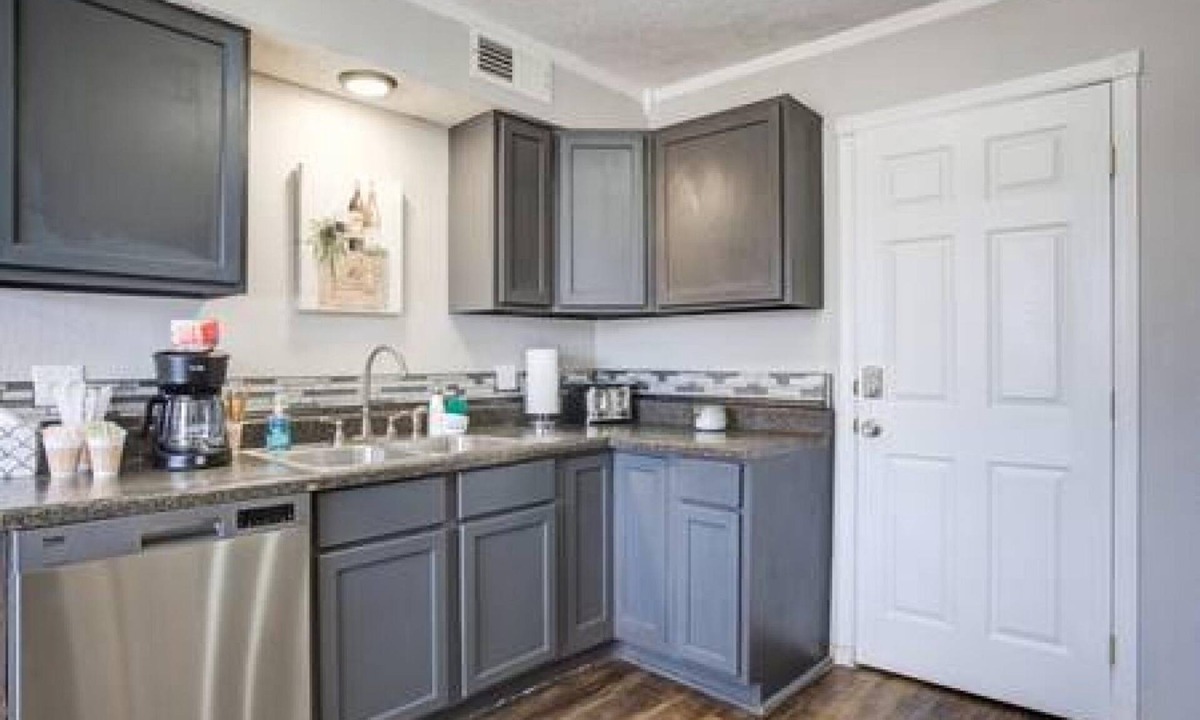 Lubbock House | La Palma Guesthouse - Near Texas Tech
