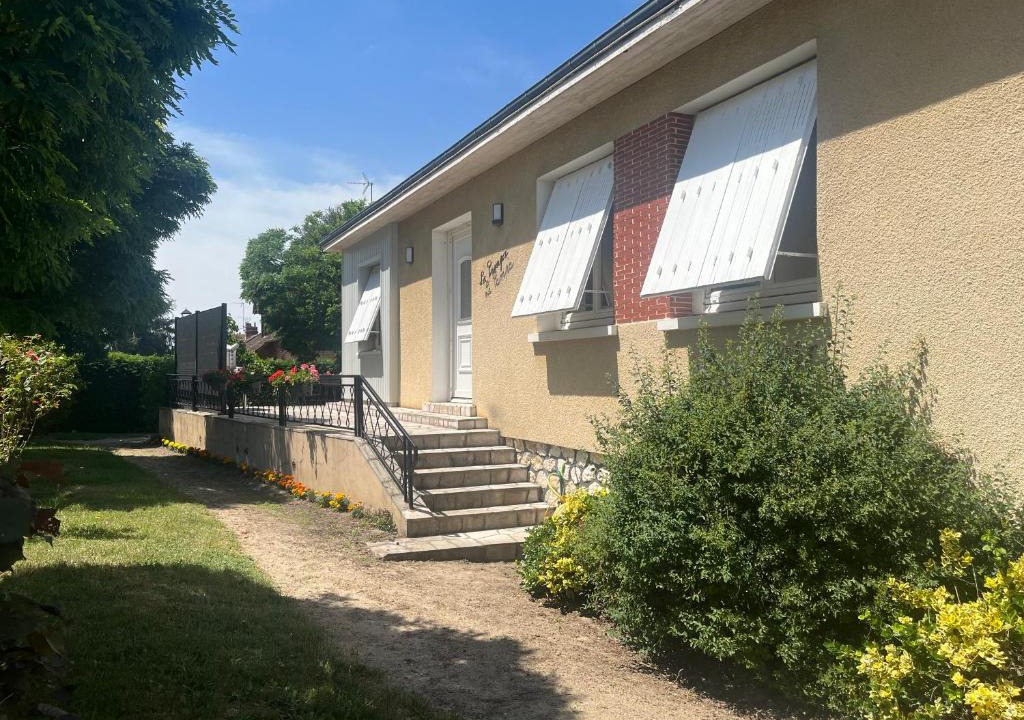 Lamotte-Beuvron House | LA PAMPA