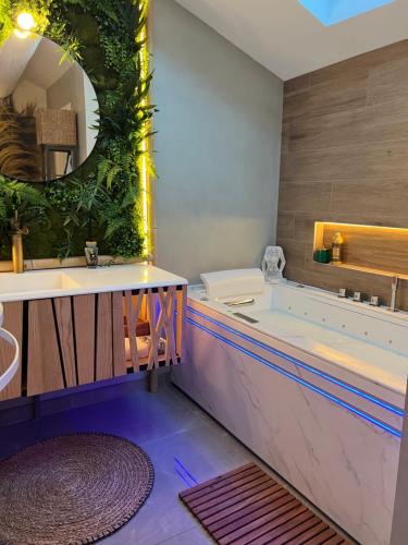 Donzere Apartment | La Parenthèse Balnéo