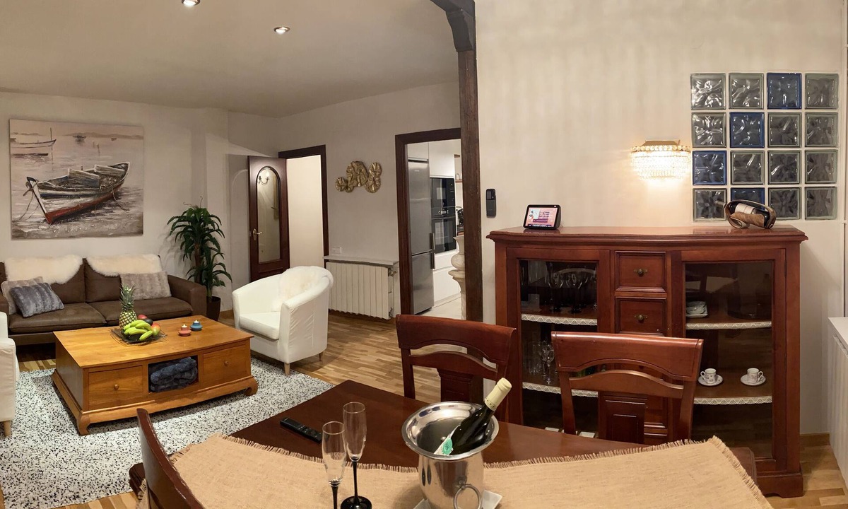 Gava Apartment | La pastora Gava, Apartment with parking near Barcelona.