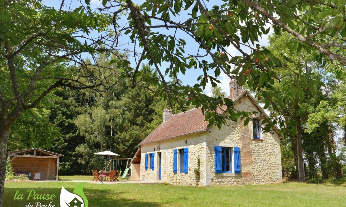 La Perriere House | La Pause du Perche: house at the foot of the forest