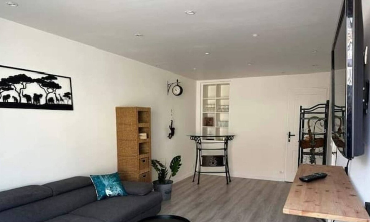 Saint-Romain-sur-Cher House | La Pause Romanaise