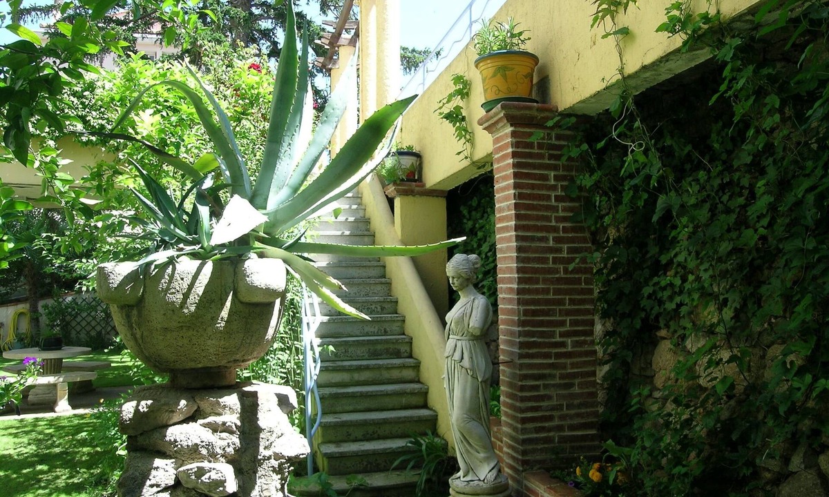 Amelie-les-Bains-Palalda Hotel | La PERGOLA