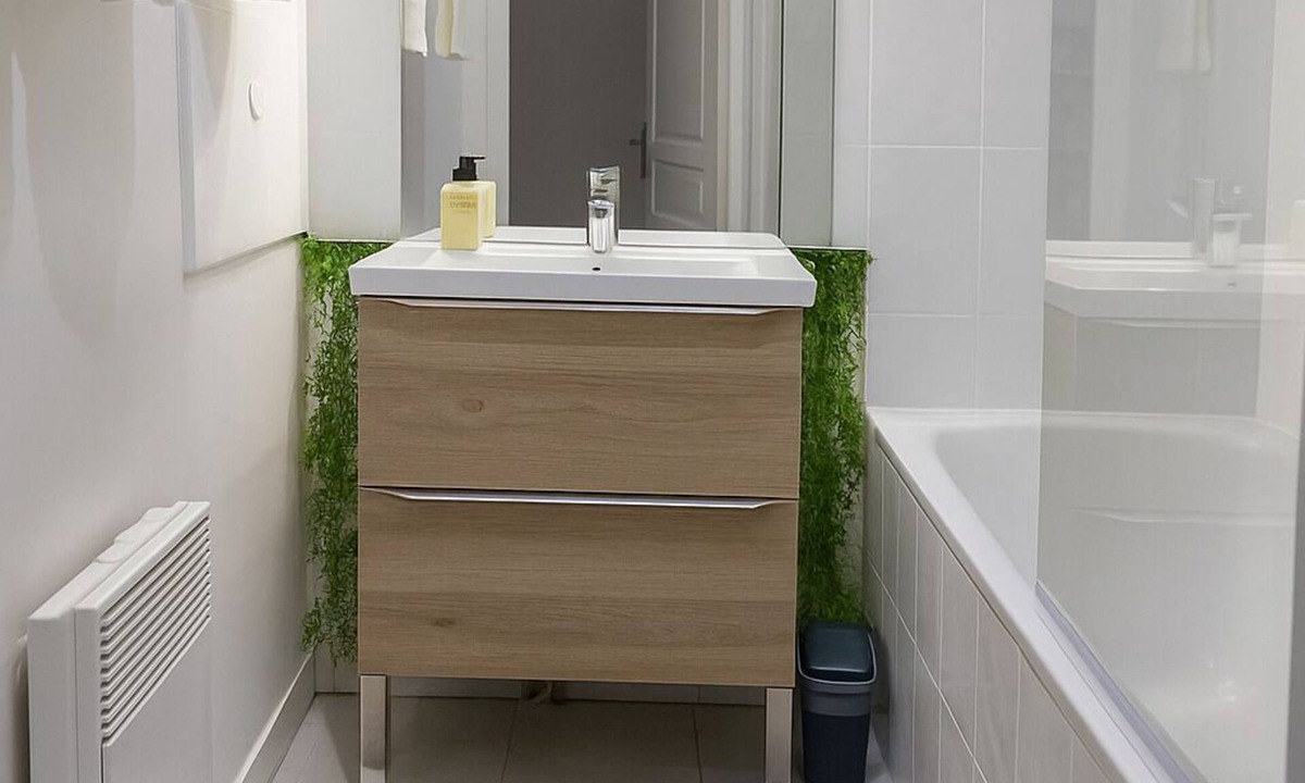 Lunel Apartment | La Perle° Jacuzzi WiFi Parking PV