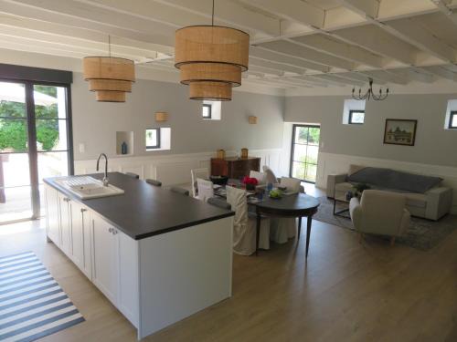 Teloche Villa | La Perriche