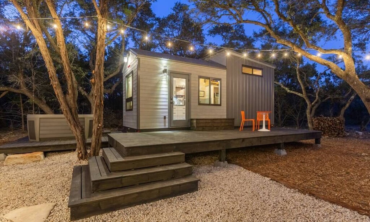 Wimberley House | La Petite: a Tiny House Tucked in Nature *Hot Tub*