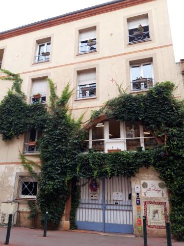 Arnaud Bernard Hostel | La Petite Auberge de Saint-Sernin