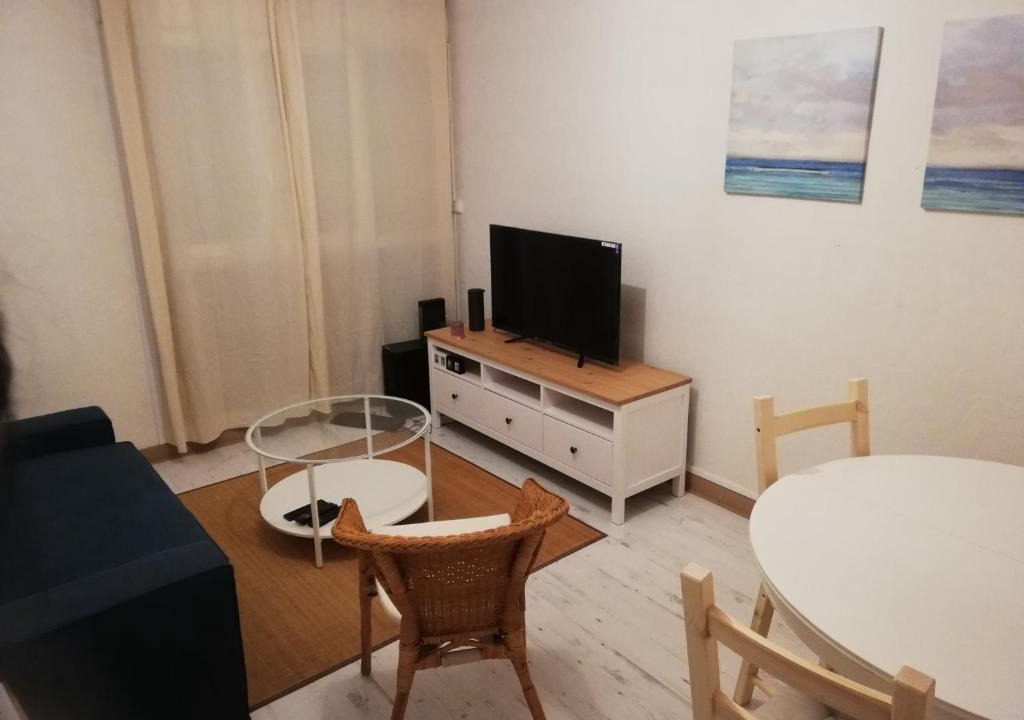 Montjuzet Apartment | La petite barante