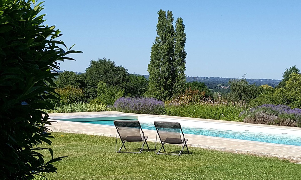 Savonnieres Cottage | La Petite Bret guest house