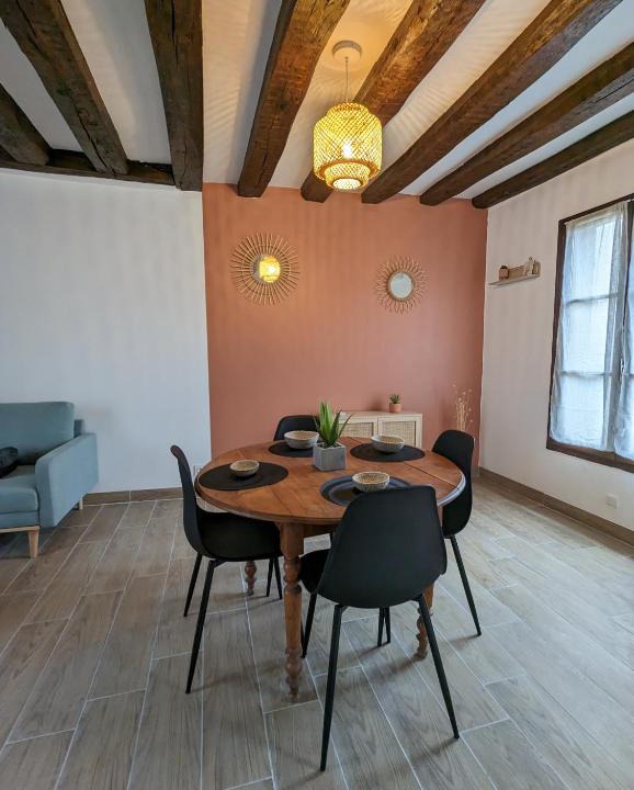 Chateauroux House | La Petite Chaume