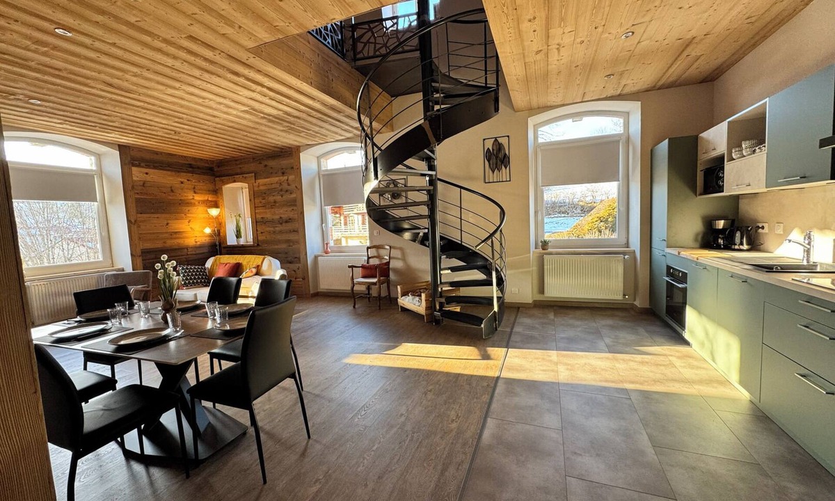 Foncine-le-Bas Apartment | La petite fille des rivière, gîte la rive du moulin