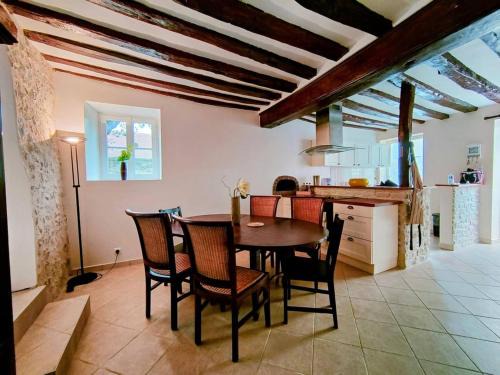 Mige House | La Petite Fontaine - Bail Partner