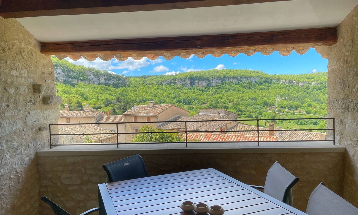 Saignon House | La Petite Fontaine