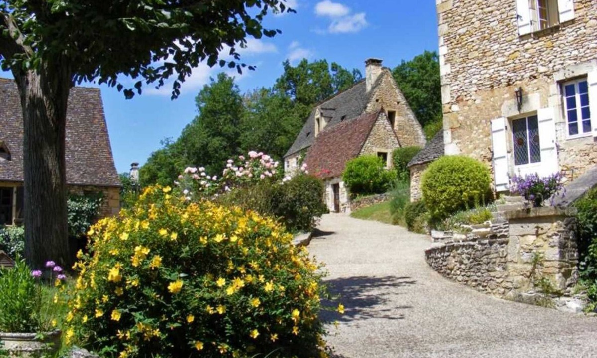 Saint-Cyprien Cottage | La Petite Forge