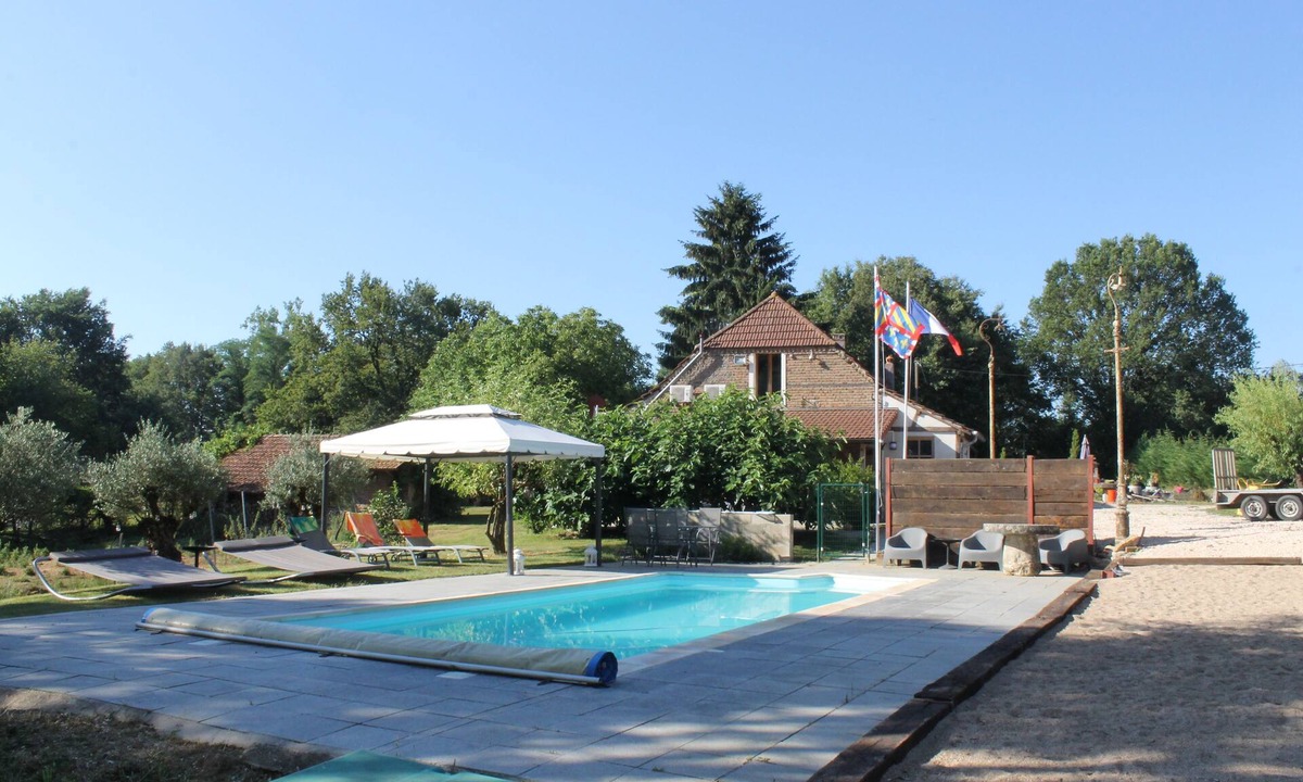 Saint-Germain-du-Bois House | La petite ferme du Marais