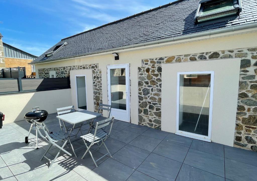 Hillion House | La petite longère