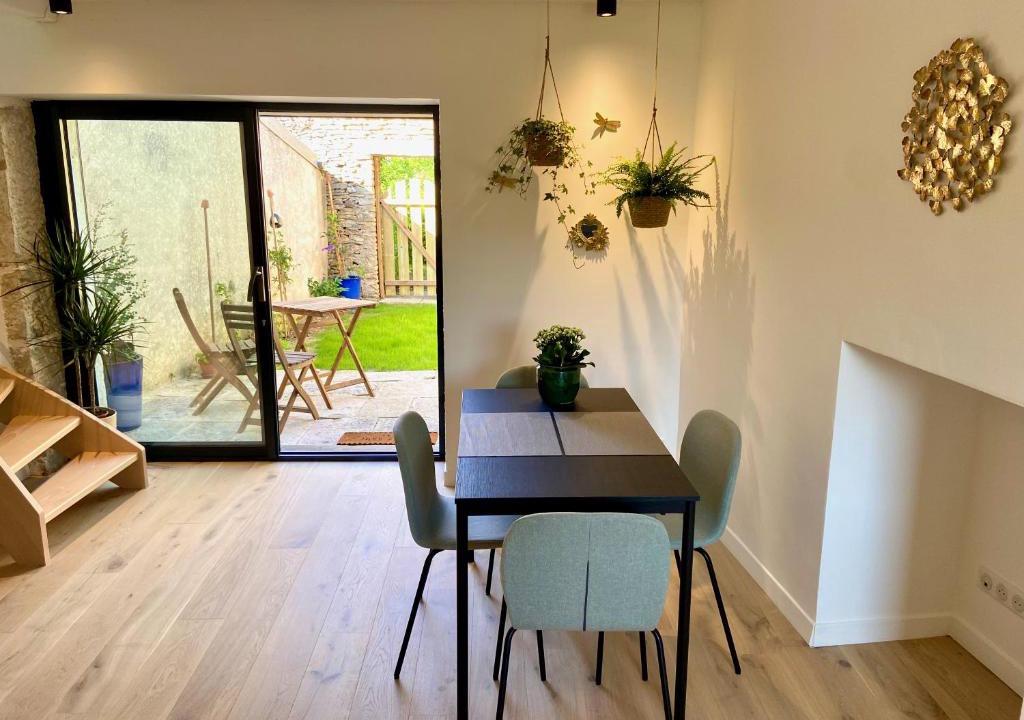 Messigny-et-Vantoux Bed & Breakfast | La petite Maison Messigny