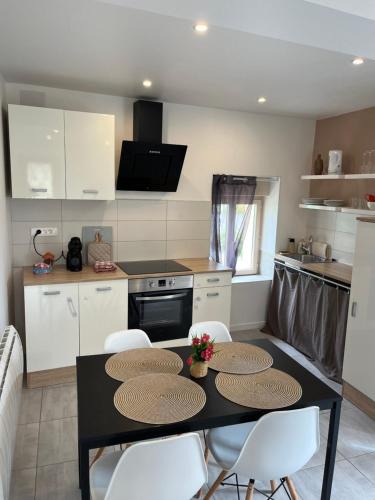 Cheu Apartment | La petite maison de Chéu