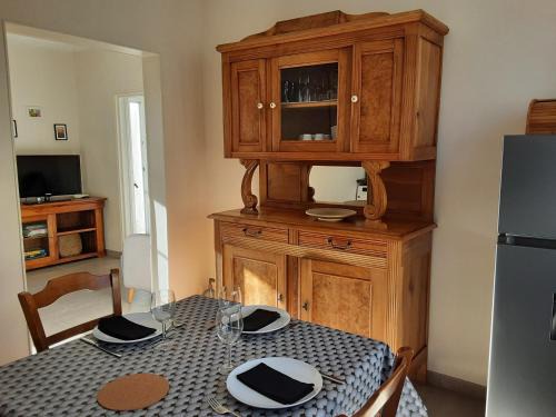 Loudun House | La petite Maison de Niré