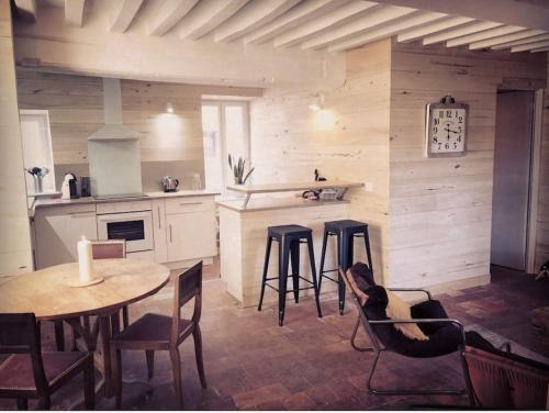 Saulieu Apartment | La Petite Maison