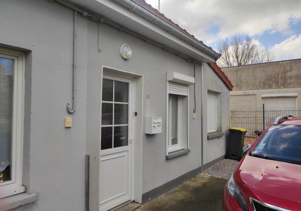 Desvres House | La petite trapue