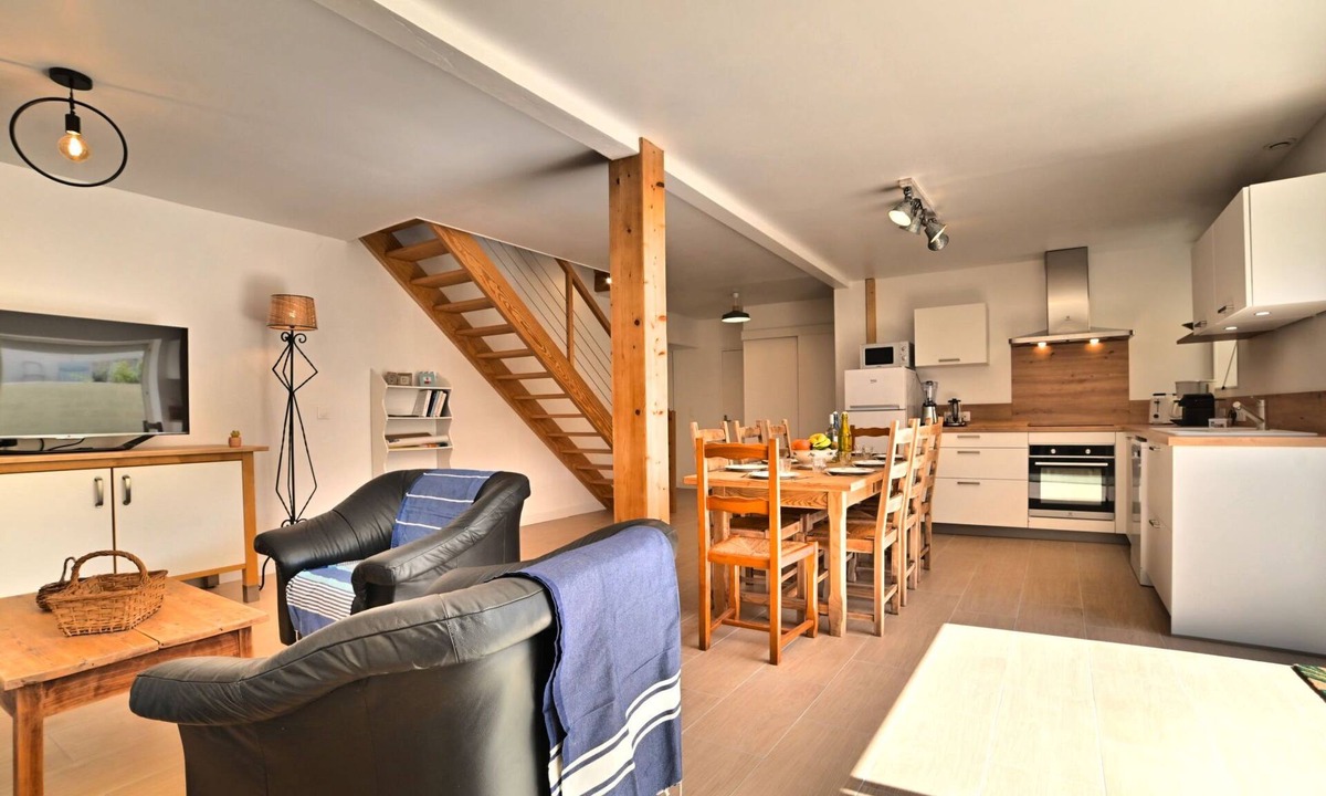 Le Chateau-d'Oleron House | La Picotelle by Interhome