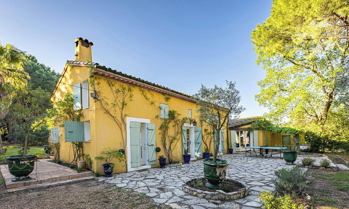 Beziers Villa | La Pinède: Character house in the vineyards