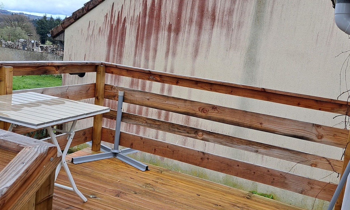 Eguzon-Chantome Apartment | LA PIVOINE