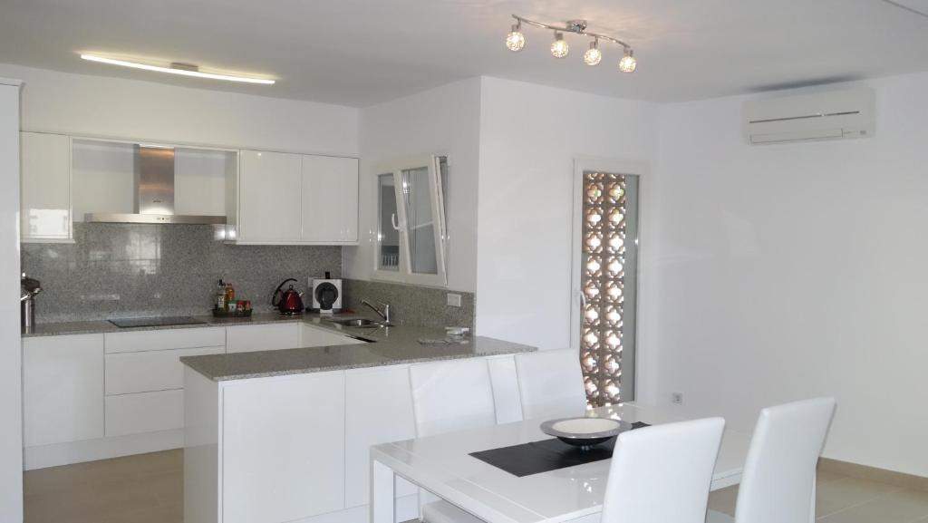 Platja de l'Arenal Apartment | La Playa Arenal Javea