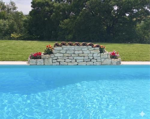 Mailhoc House | La Plume Blanche gîte avec piscine proche d'Albi