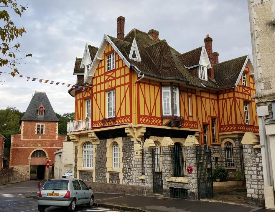 Peronne Bed & Breakfast | La Porte De Bretagne
