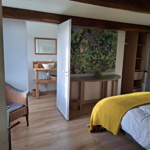 Vieux-Bourg Bed & Breakfast | La porte du Bosq ,Chambre d'Hôte Près de Deauville