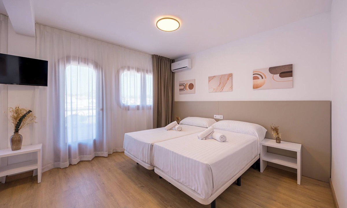 L'Alfas del Pi Bed & Breakfast | La posada boutique rooms