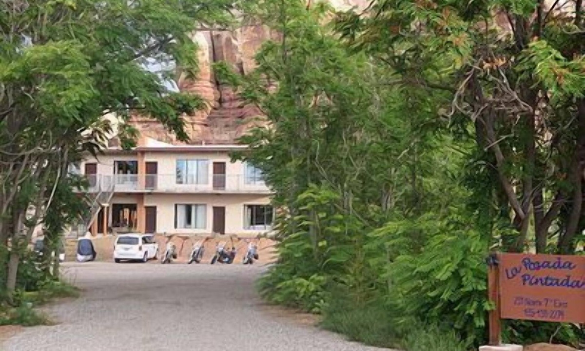 Bluff Hotel | La Posada Pintada