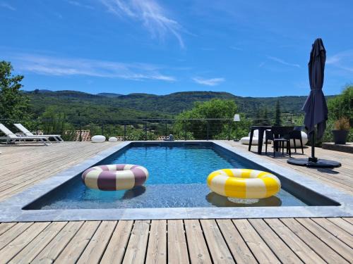 Apt Bed & Breakfast | La Possibilité d'une Ile