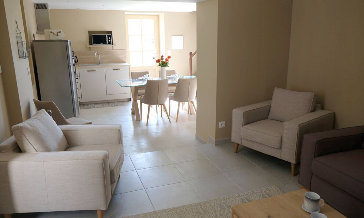 Celle-Levescault House | La Poste Restante - Celle Levescault