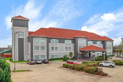 Cleburne Hotel | La Quinta by Wyndham Cleburne