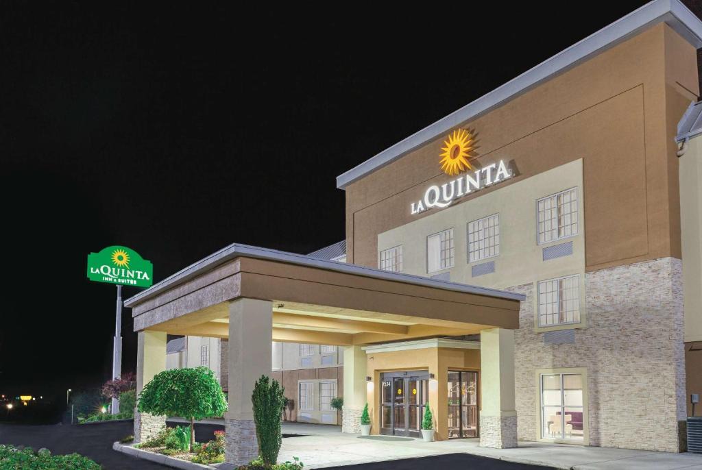 Powell Hotel | La Quinta by Wyndham Knoxville North I-75