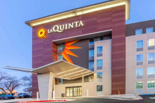 Lubbock Hotel | La Quinta by Wyndham Lubbock West Medical Center