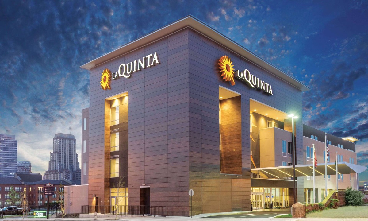 Downtown Memphis Hotel | La Quinta Inn & Suites by Wyndham Memphis Downtown