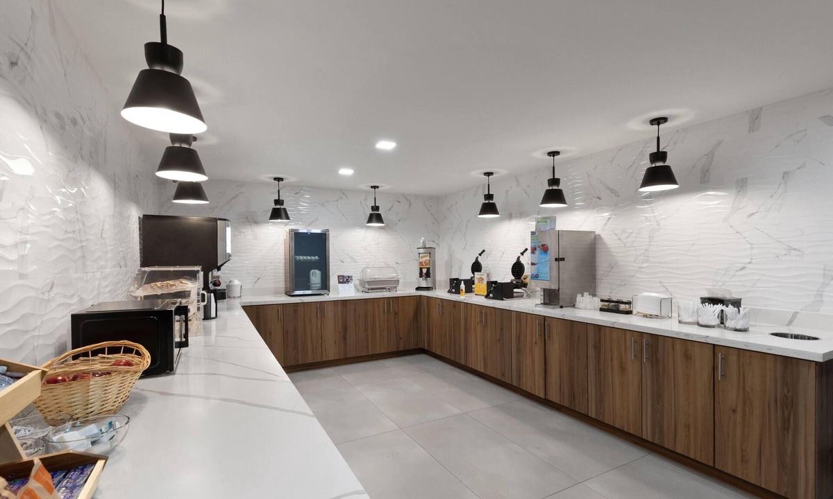 Bentonville - Fayetteville Hotel | La Quinta Inn & Suites by Wyndham Springdale