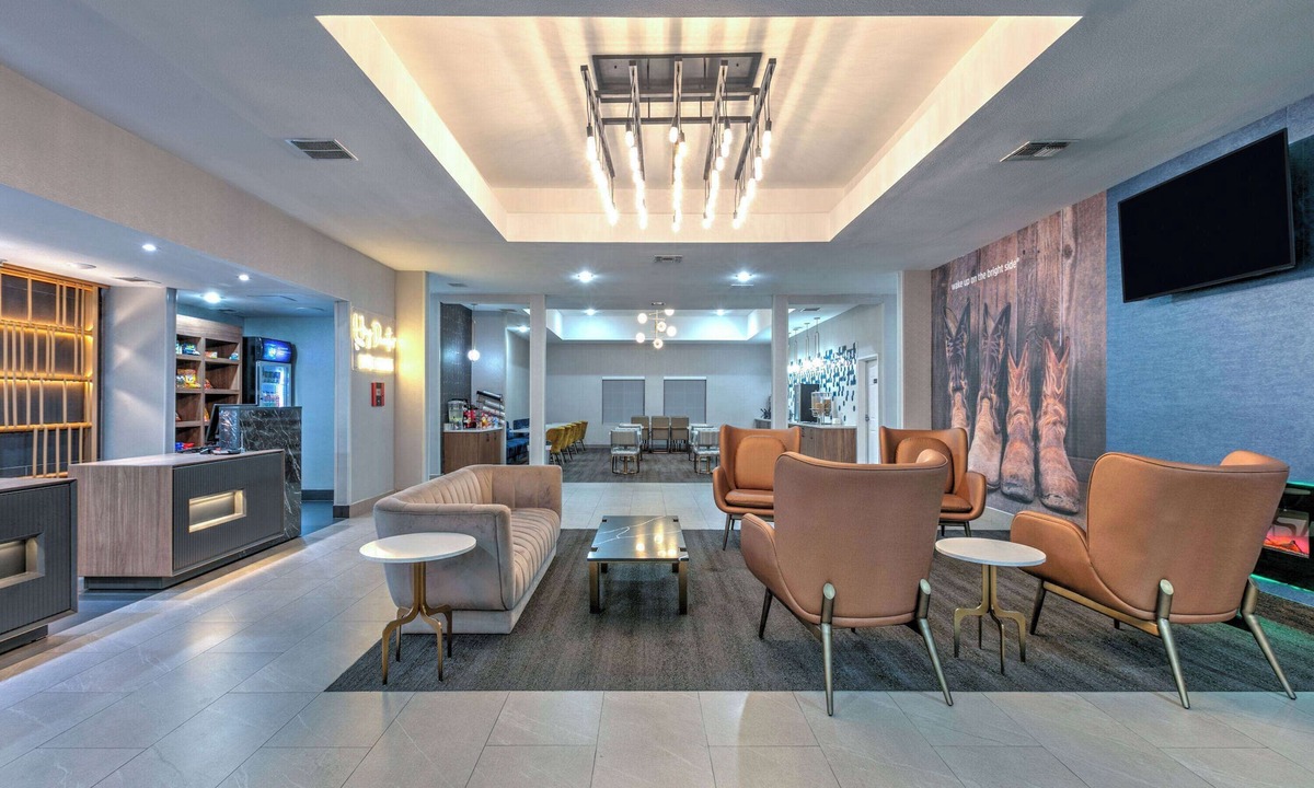 Decatur Hotel | La Quinta Inn & Suites by Wyndham Decatur