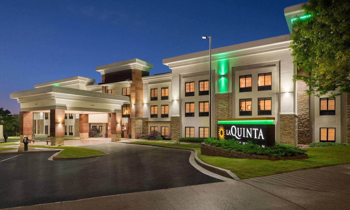 Ellendale Hotel | La Quinta Inn & Suites by Wyndham Memphis Wolfchase