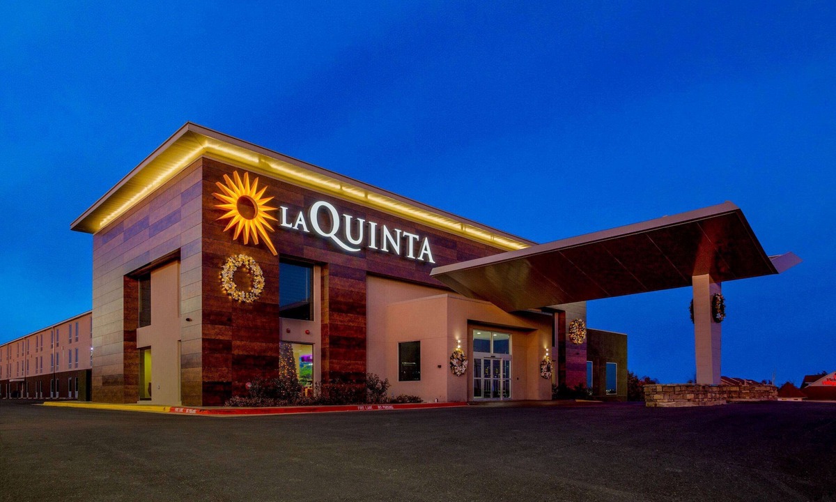 Branson Theater District Hotel | La Quinta Inn & Suites by Wyndham Branson