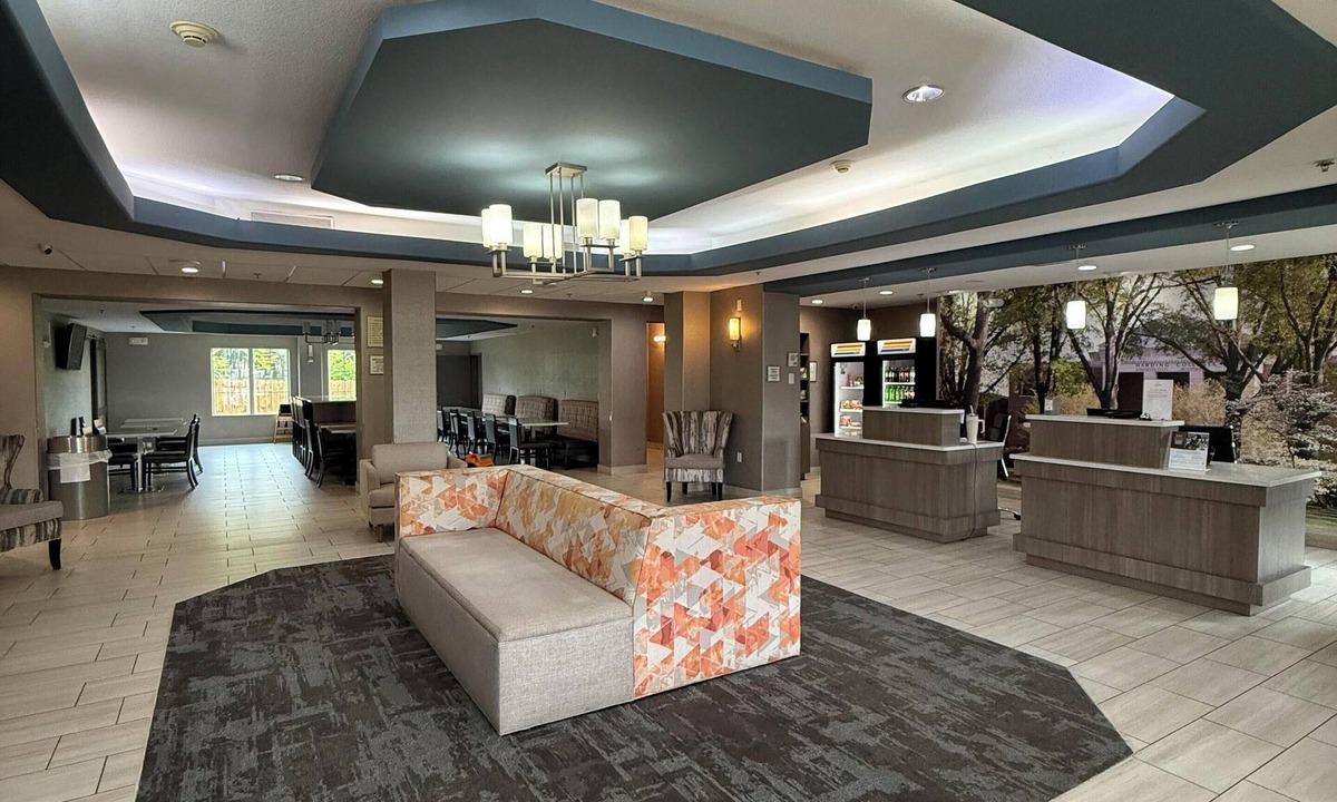 Searcy Hotel | La Quinta Inn & Suites by Wyndham Searcy