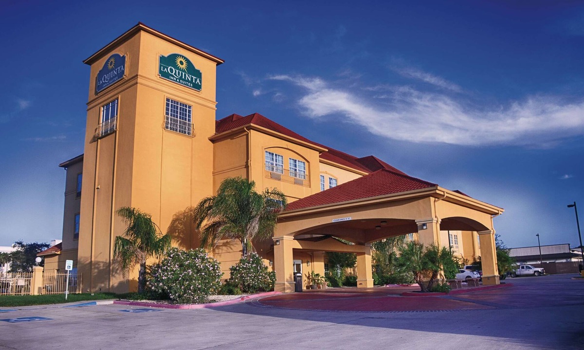Alice Hotel | La Quinta Inn & Suites by Wyndham Alice