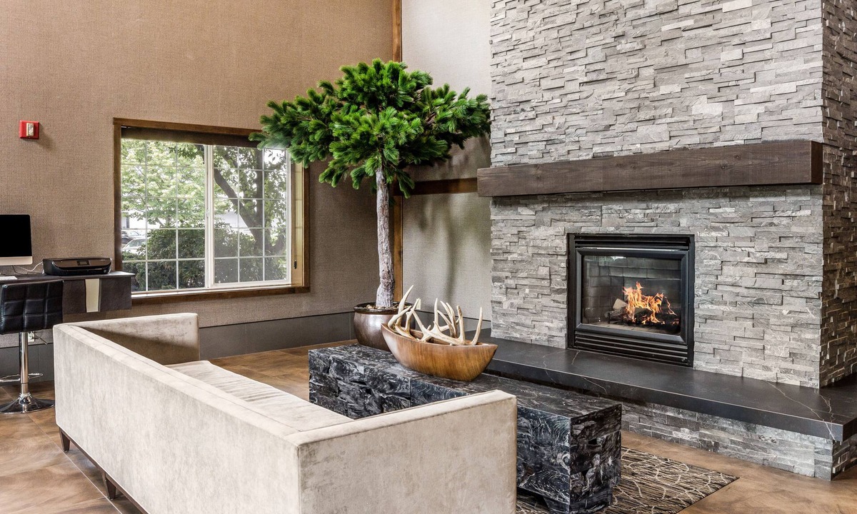 Harlow Hotel | La Quinta Inn & Suites by Wyndham Eugene