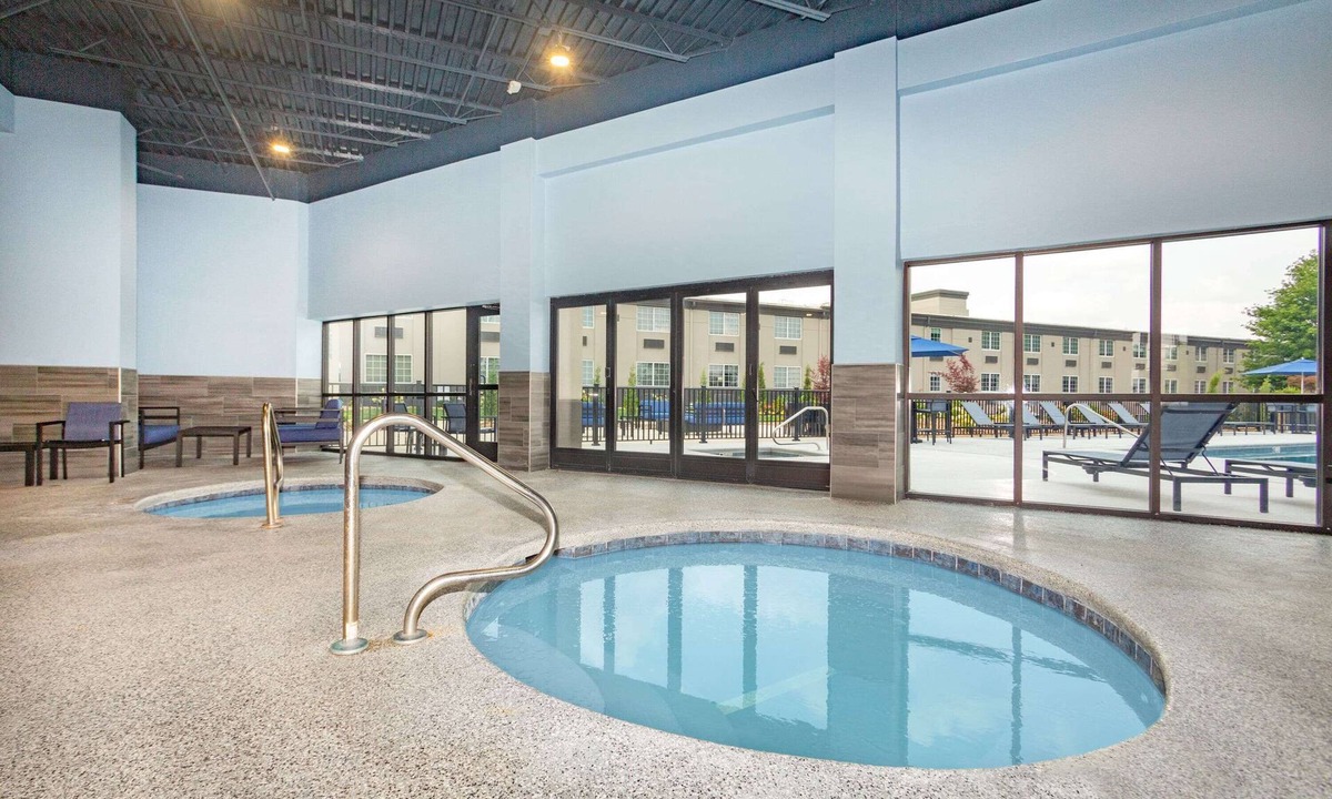 Joplin Hotel | La Quinta Inn & Suites by Wyndham Joplin